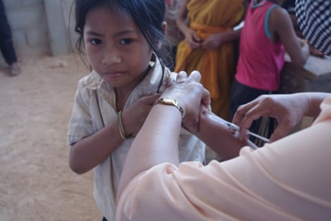 je_vaccine_ethnic_village2